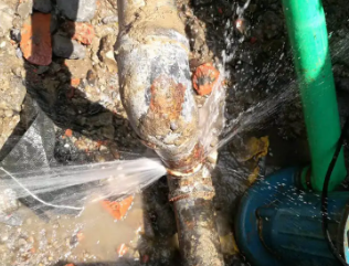 察哈尔右翼后测漏水公司电话